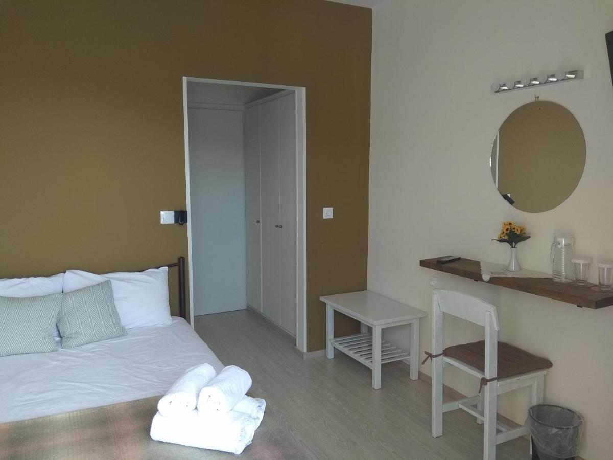 Karavos Hotel بورتاريا المظهر الخارجي الصورة