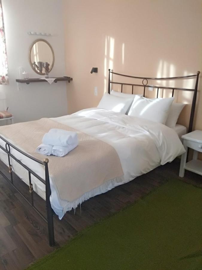 Karavos Hotel بورتاريا المظهر الخارجي الصورة